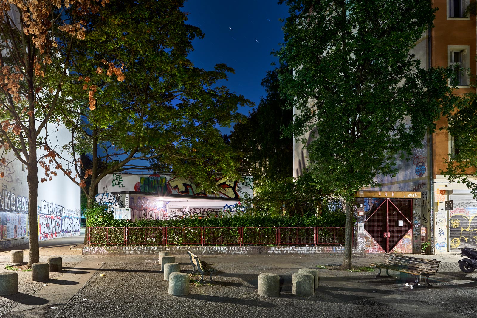 foto: manfred bogner, berlin, mind the gap